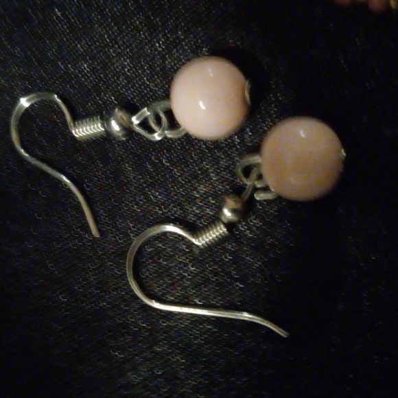 Two pairs of earrings - Picture 4 of 4